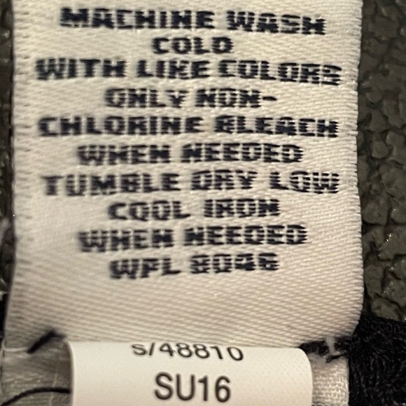 Charter Club classic fit, black pants with dragon flies, ankle length, size 8 - Picture 7 of 9